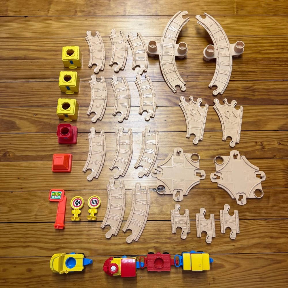 Vintage Fisher Price Flip Track Train Replacement 32 Piece Lot